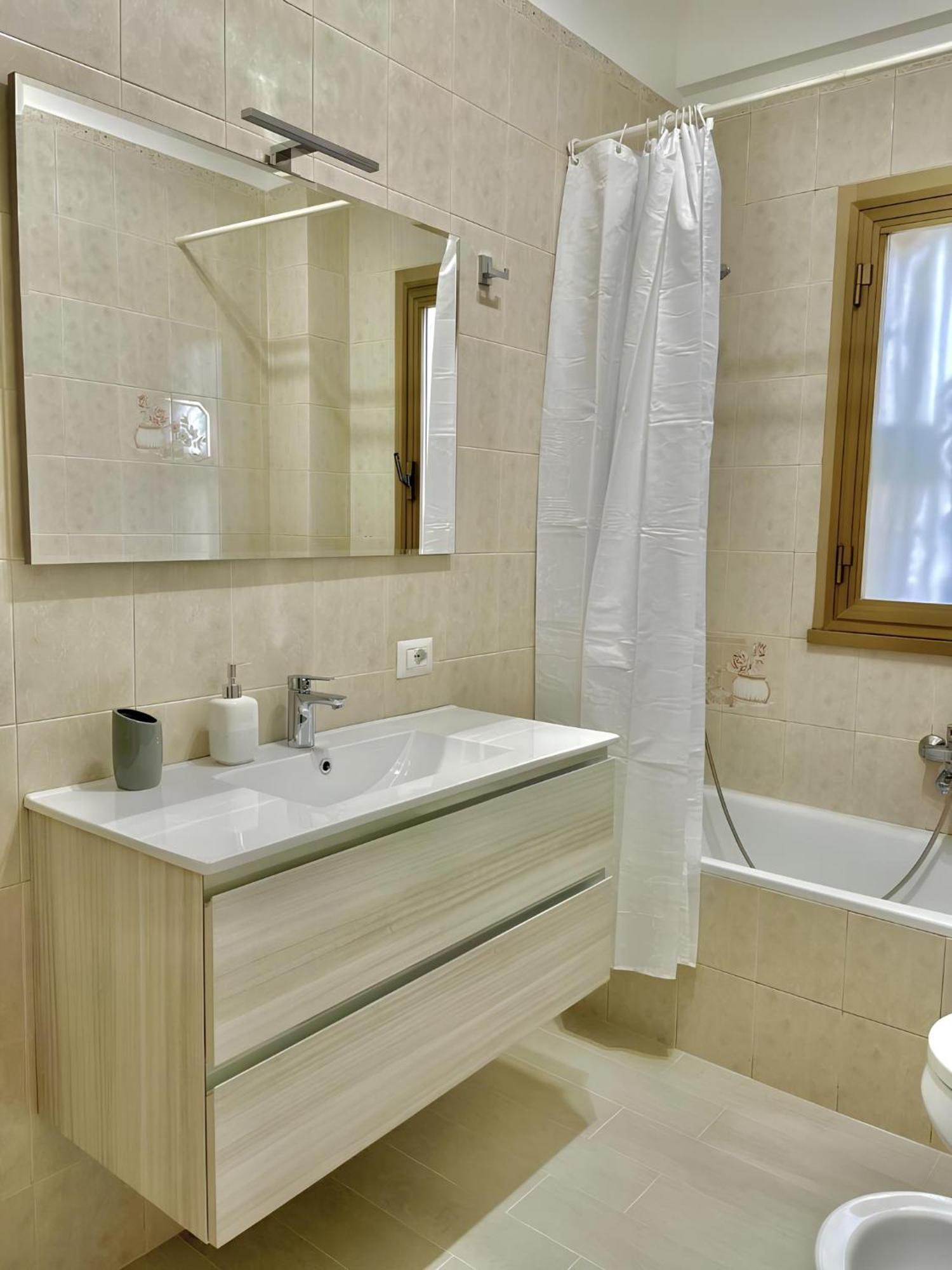 Grace'S Mirror Apartment Roma Ngoại thất bức ảnh